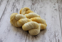 Load image into Gallery viewer, Noodles • Alfalfa Base • Ready to Ship