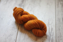 Load image into Gallery viewer, Saffron • Alfalfa Base • Ready to Ship