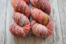 Load image into Gallery viewer, Rhubarb • Oats Base • Ready to Ship