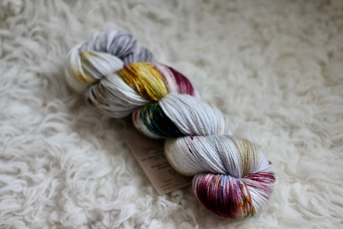 Grey Lady • Clover Base • Ready to Ship