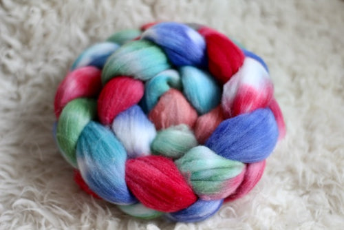 Possibilities • Targhee Spinning Fiber • Ready to Ship