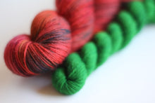 Load image into Gallery viewer, Tomte • Sock Set • Clover Base • Ready to Ship