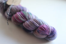 Load image into Gallery viewer, Luna's Shoes • Soybean Base • Ready to Ship