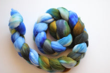 Load image into Gallery viewer, Jane Eyre • Rambouillet Spinning Fiber • Ready to Ship