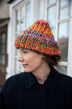 Load image into Gallery viewer, 52 Weeks of Scrap Yarn by Laine Publishing