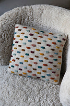 Load image into Gallery viewer, 52 Weeks of Scrap Yarn by Laine Publishing