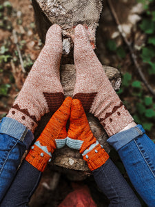 Knitting Nellie • A Frame Socks Pattern