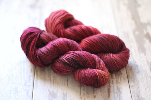 Lady Mary • Alfalfa Base • Ready to Ship