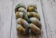 Load image into Gallery viewer, Tranquility • Alfalfa Base • Ready to Ship