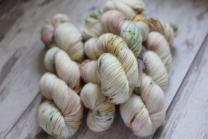 White Way of Delight • Alfalfa Base • Ready to Ship