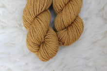Load image into Gallery viewer, Piñon • Rocky Mountain Targhee 50g • Ready to Ship