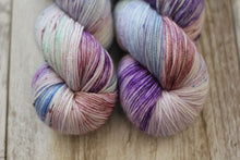 Load image into Gallery viewer, Luna&#39;s Shoes • Alfalfa Base • Ready to Ship